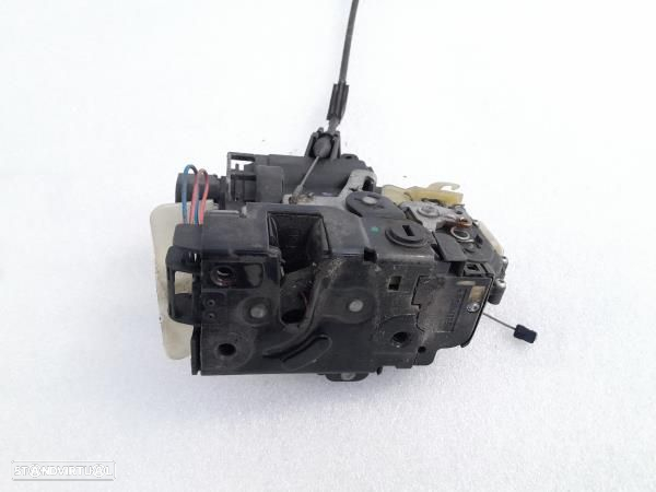 Fecho Porta Tras Dto Volkswagen Passat (3B2) - 6