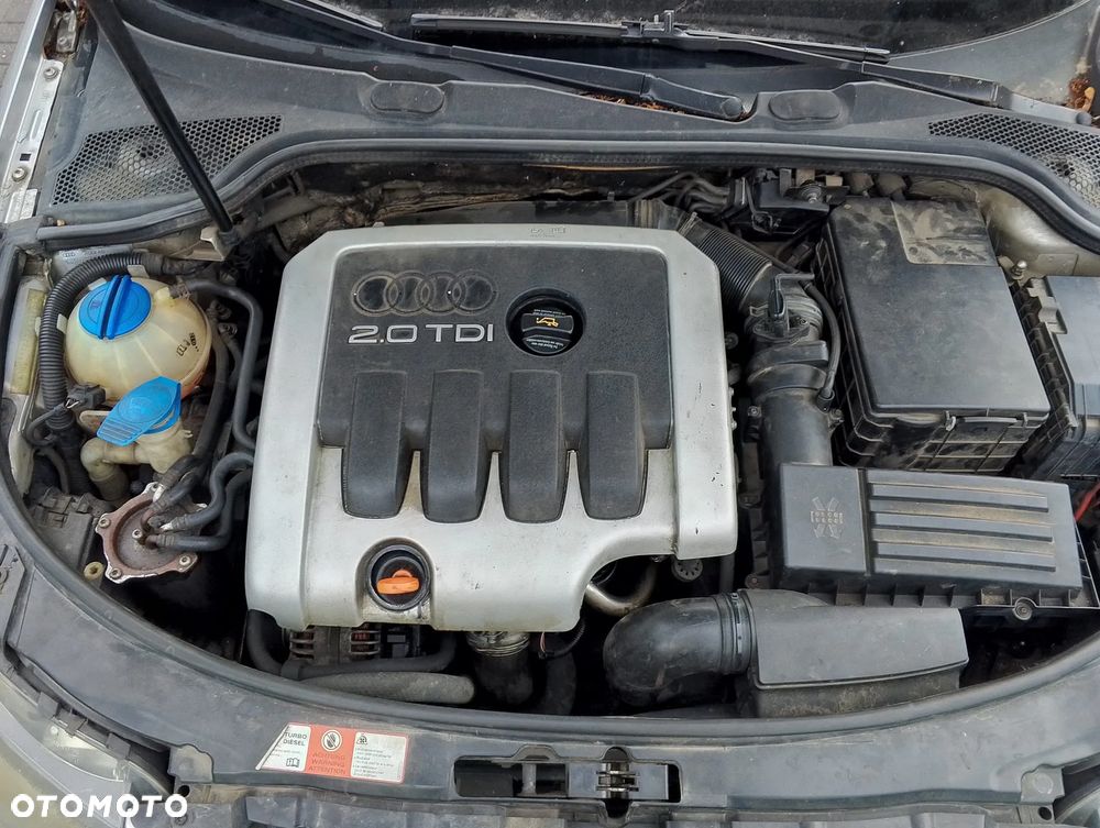 Audi A3 8P (03-13r.) 2.0 TDI 140KM. Silnik BKD Skrzynia GRF lakier LY7W/5B.Cały na części. GWARANCJA !!!  Przód Tył Zestaw Komplet Drzwi Klapa Zderzak Błotnik Maska Grill Atrapa Szyba Pas Lampa Lusterko Boczki Fotel Kanapa Kokpit Deska Rozdzielcza Przełącznik Włącznik Sterownik Przewody Wiązka Instalacja Moduł Komputer Czujnik Listwa Pompa Alternator Wtryski Głowica Rozrusznik Kompresor Sprzęgło Dwumas Silnik Skrzynia ABS Klimatyzacji Paliwa Wspomagania Kolektor Turbina Przepustnica Zawór Chłodnica Koło Hak Belka Sanki Zawieszenie Mcpherson Półoś Amortyzator Wydech Tłumik Zacisk Most - 9