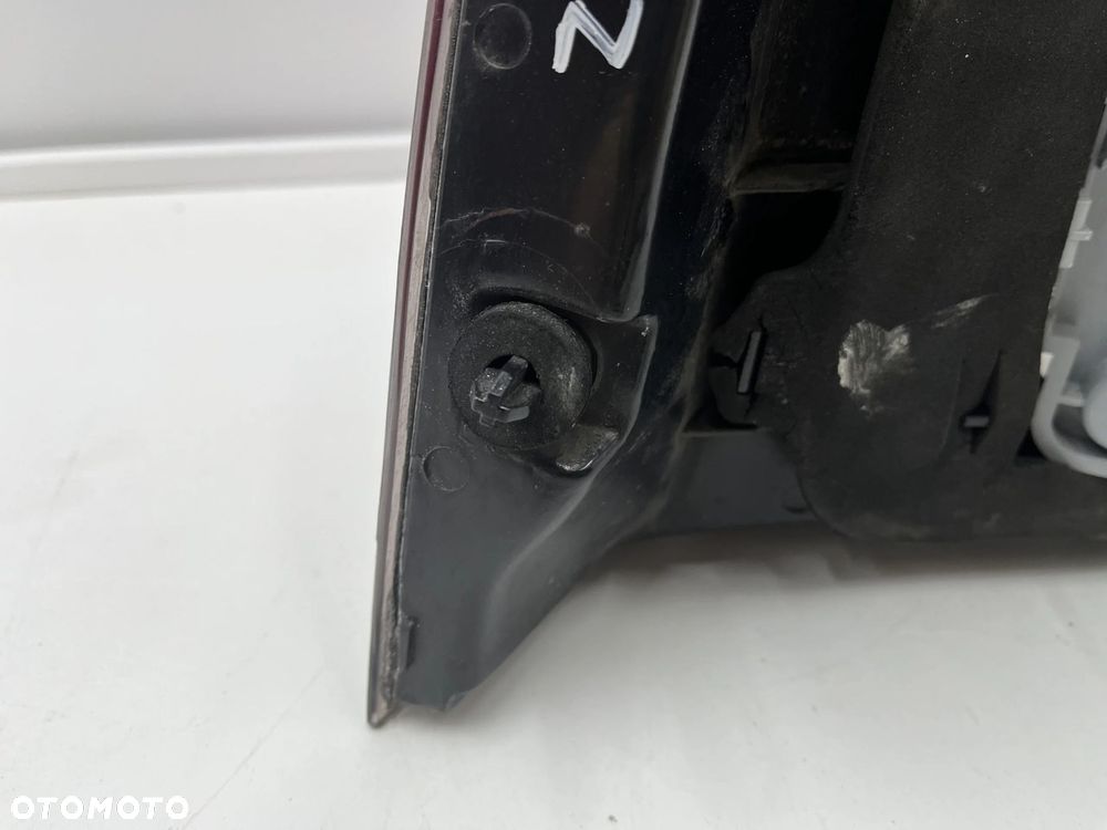 Lampa Opel Zafira B 05-08r Prawa tylna Prawy tył EU 4421948 - 9