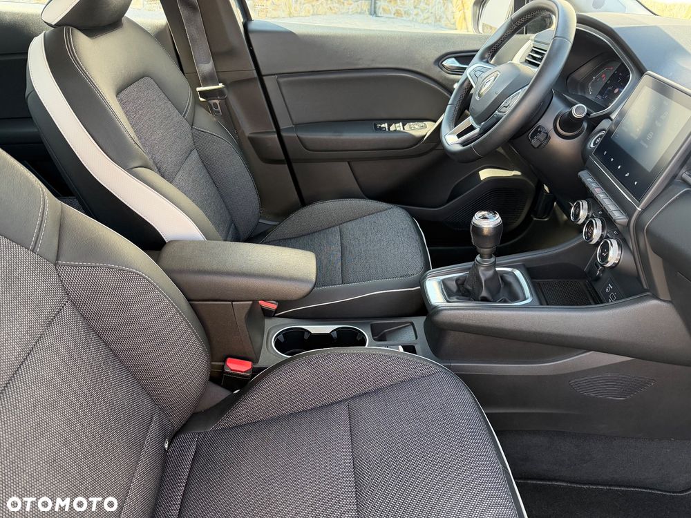 Renault Captur - 29