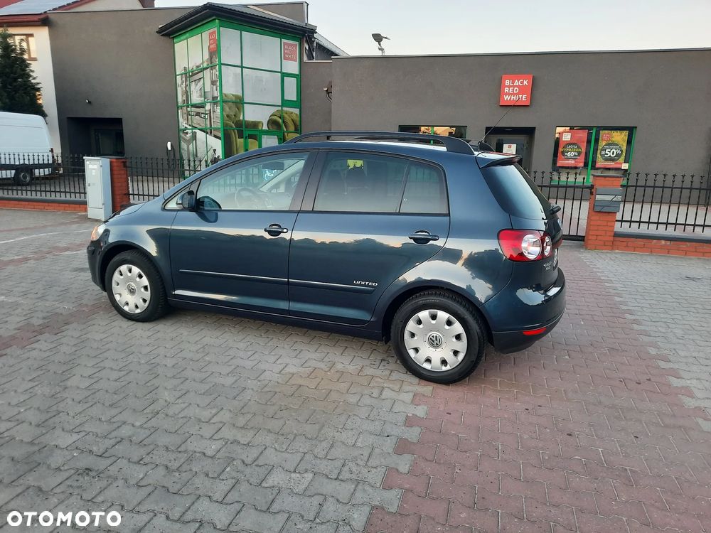 Volkswagen Golf Plus 1.9 TDI DPF Comfortline - 11
