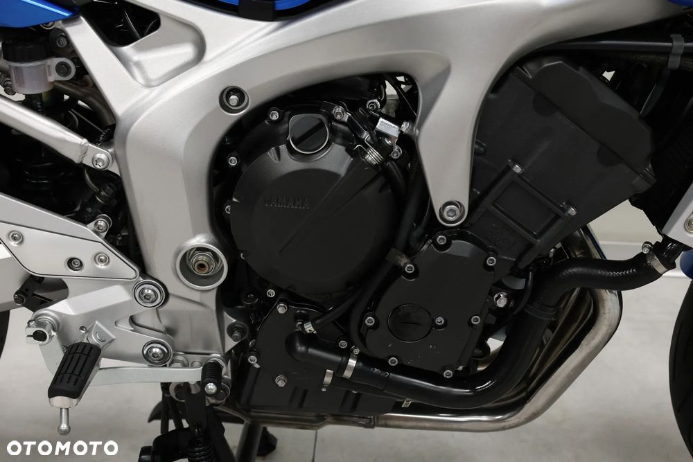 Yamaha FZ - 30