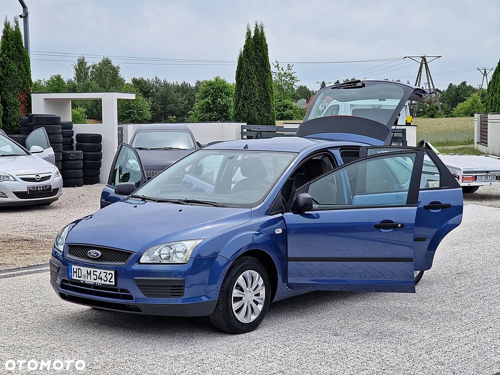 Ford Focus 1.6 16V Fun - 16