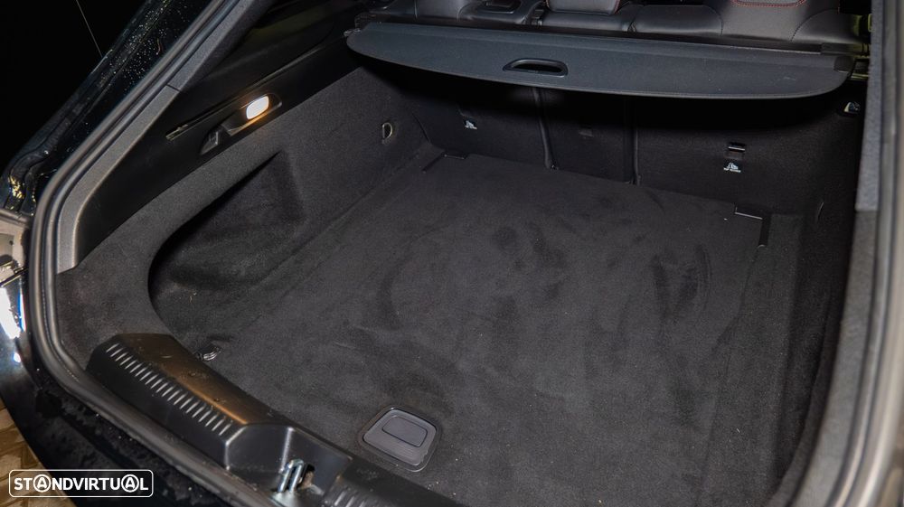 Mercedes-Benz CLA 180 - 9