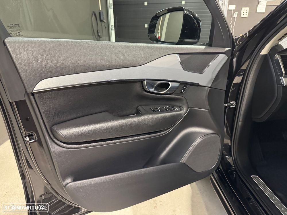 Volvo XC 90 2.0 D4 Momentum - 42