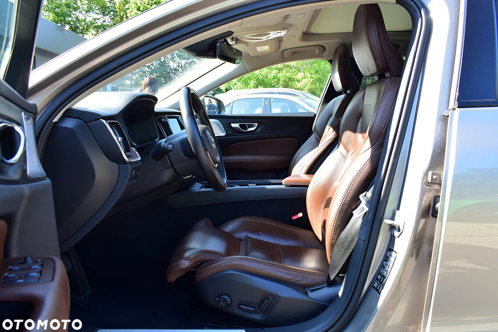Volvo V60 D4 SCR AWD Inscription - 5