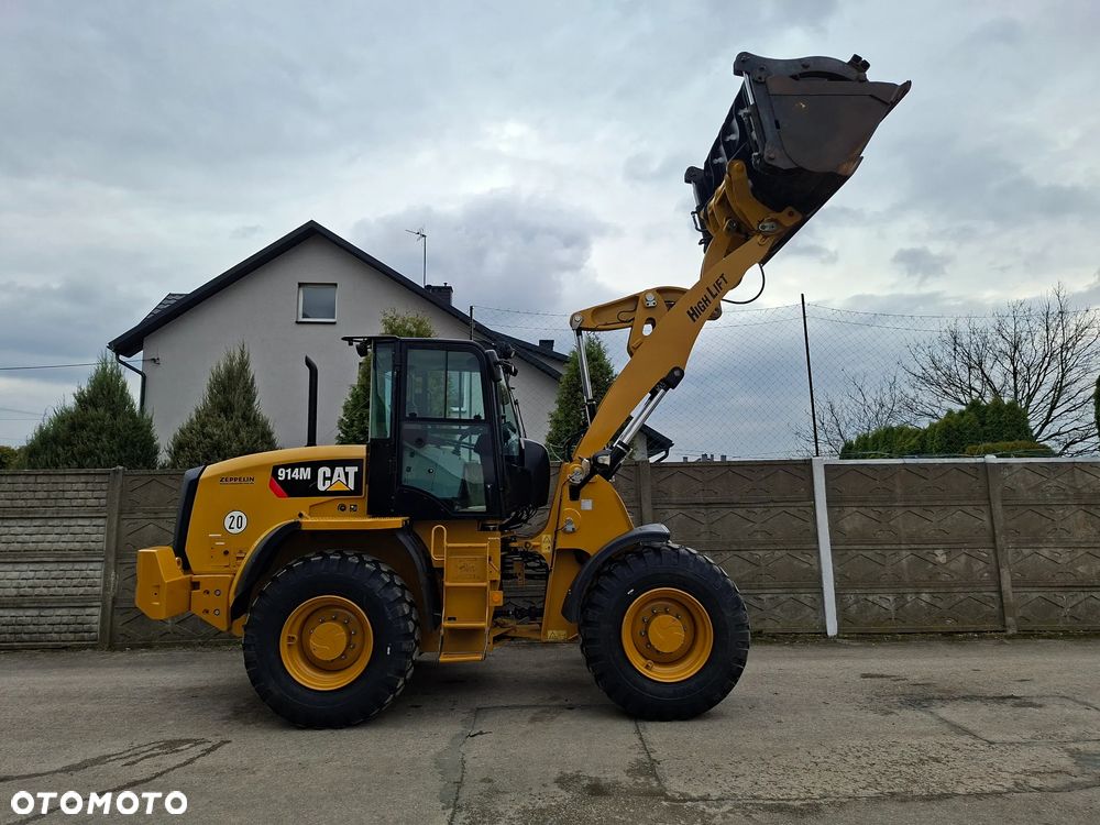 Caterpillar CAT 914 M - 15
