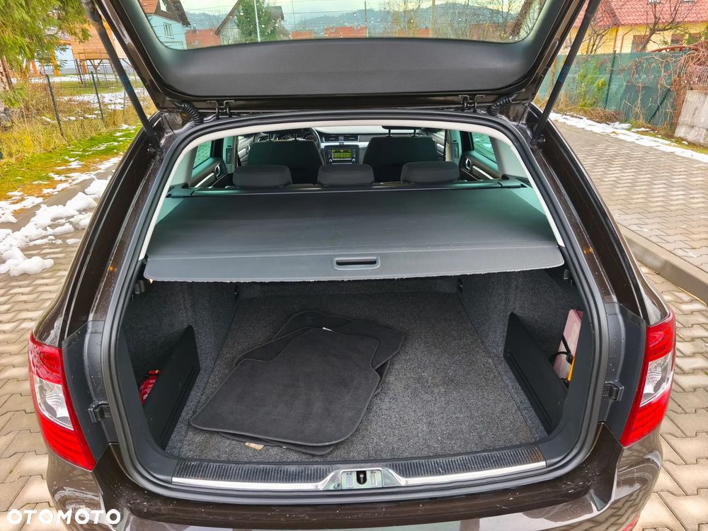 Skoda Superb 1.6 TDI GreenLine - 15