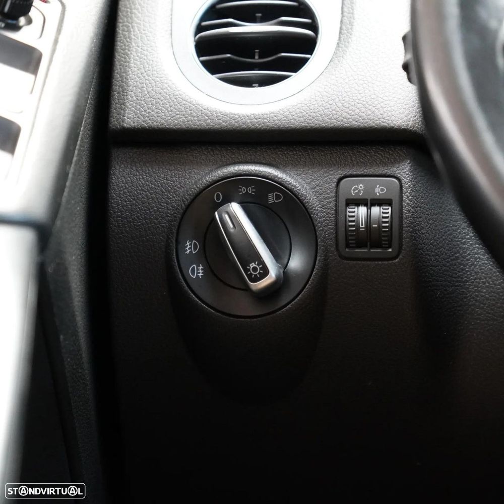 VW Tiguan 2.0 TDi Trend BlueMotion - 21
