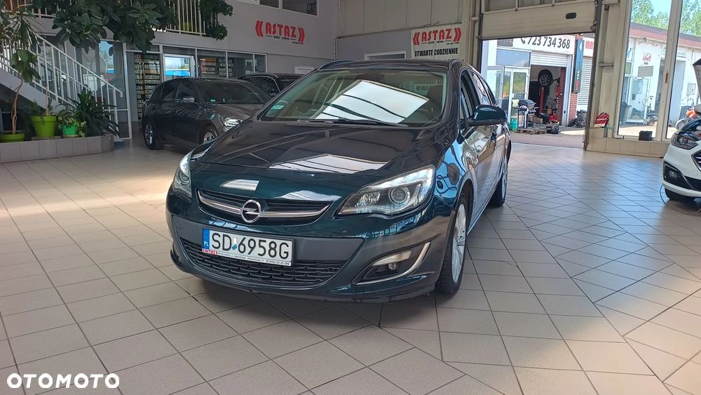 Opel Astra 1.4 T Cosmo - 10
