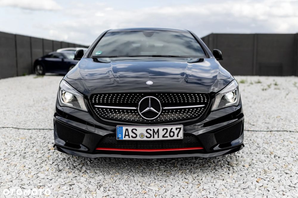 Mercedes-Benz CLA 250 4Matic 7G-DCT Sport - 31