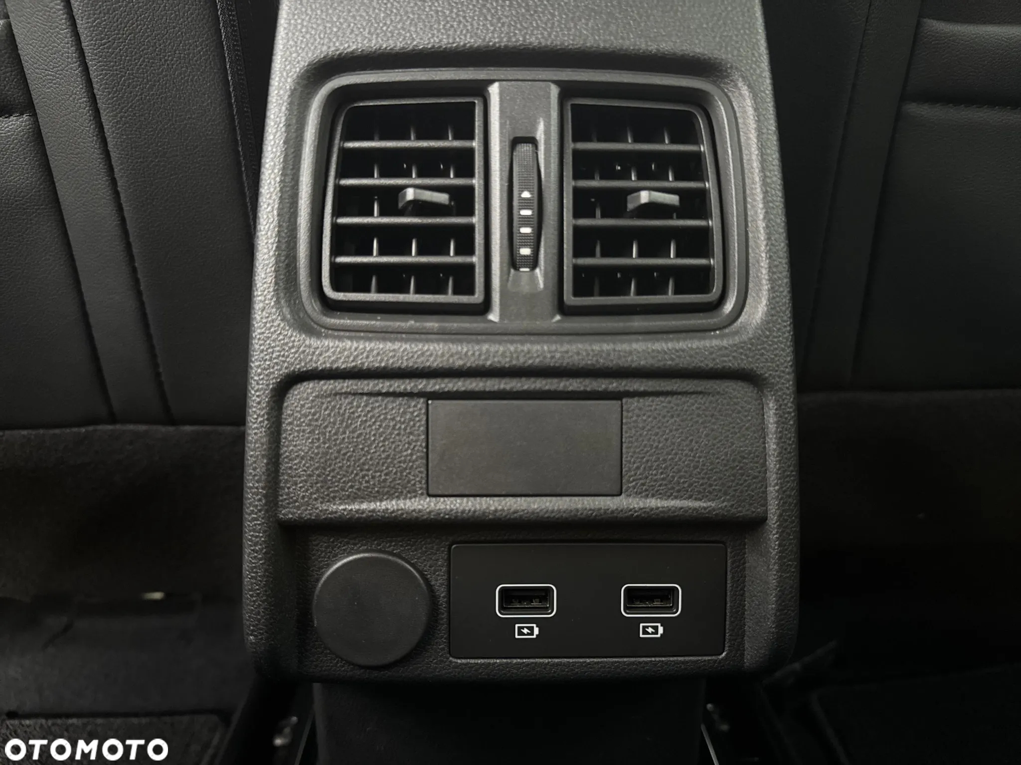 Renault Arkana 1.6 E-TECH Intens MMT - 25