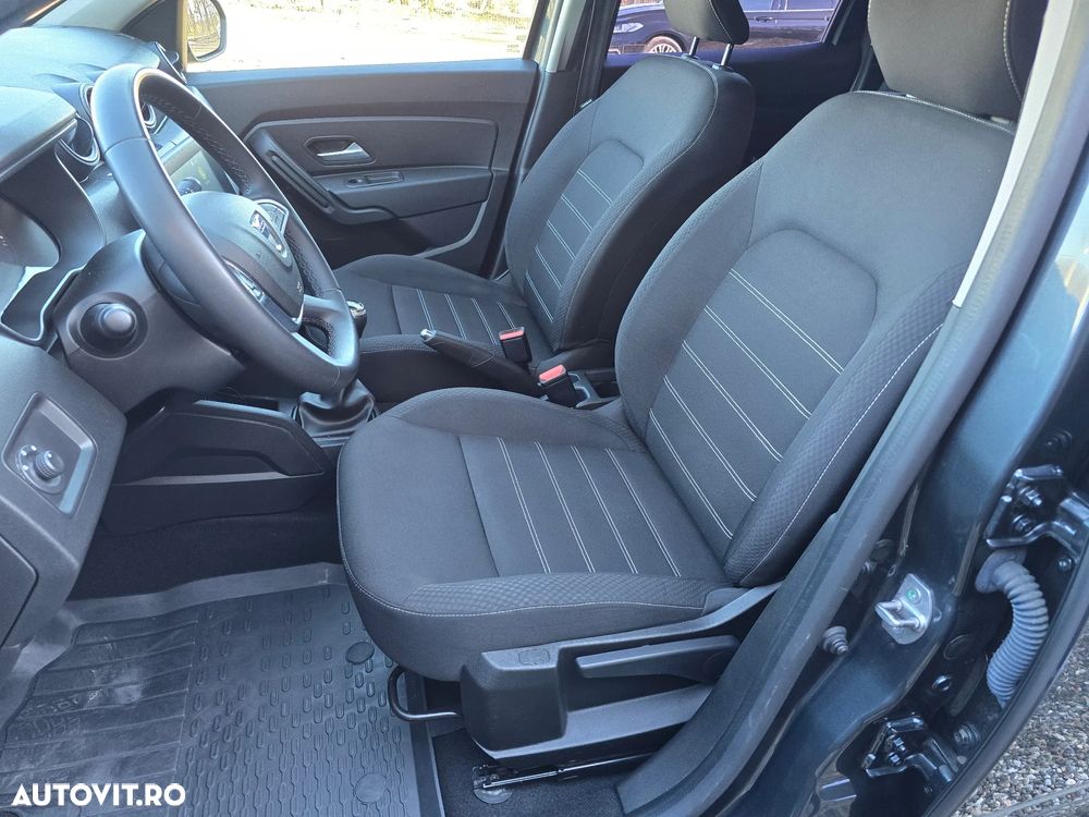 Dacia Duster 1.5 Blue dCi 4WD Comfort - 10