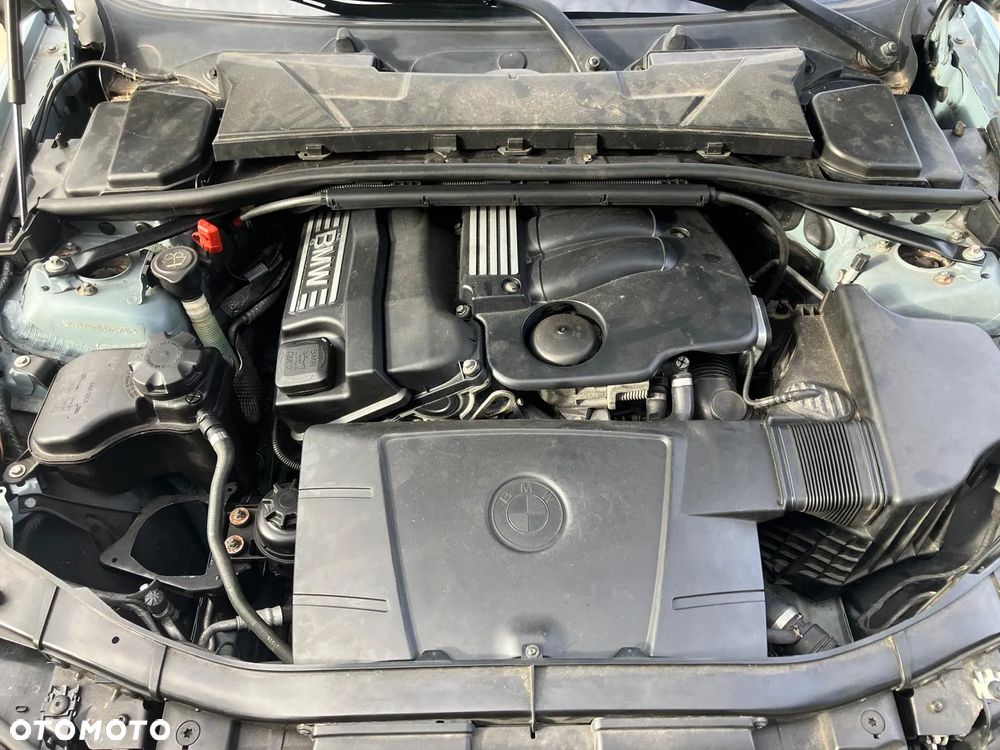 BMW Seria 3 320i - 20