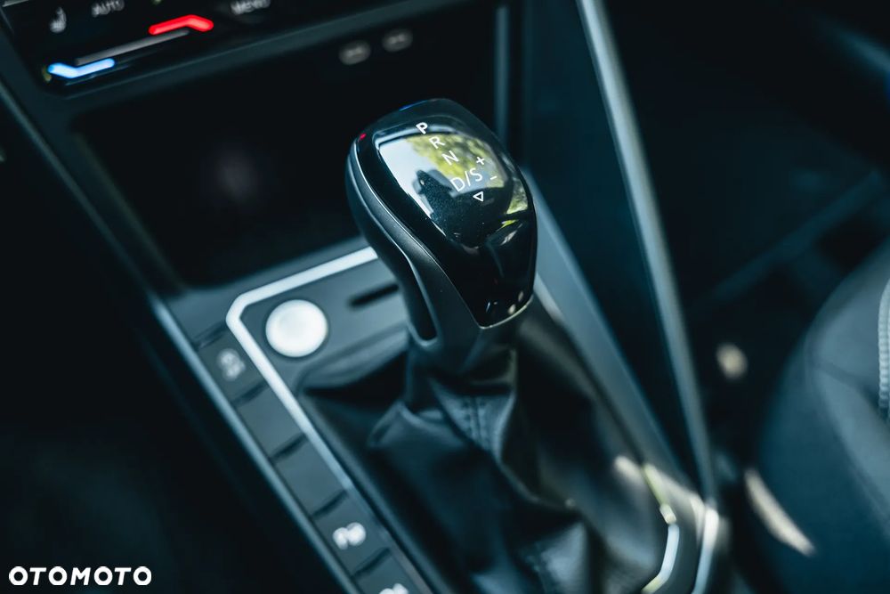 Volkswagen Taigo 1.5 TSI ACT R-Line Plus DSG - 24