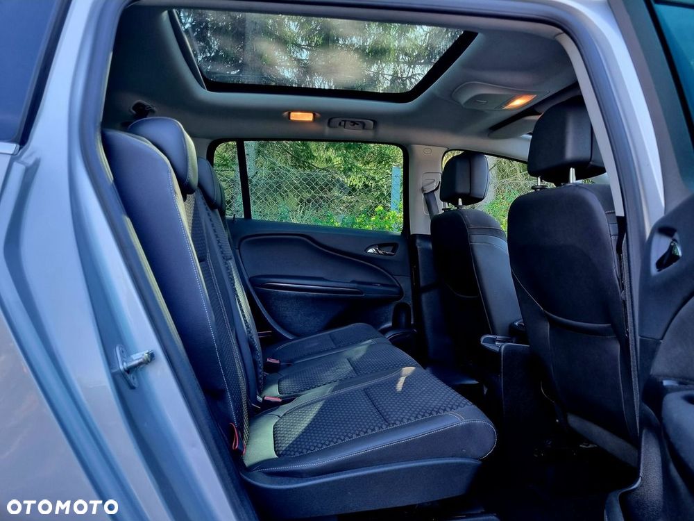 Opel Zafira 1.4 T Cosmo EU6 - 11
