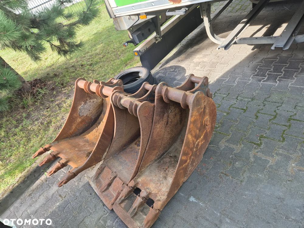 Komatsu PW 118MR-8 - 13