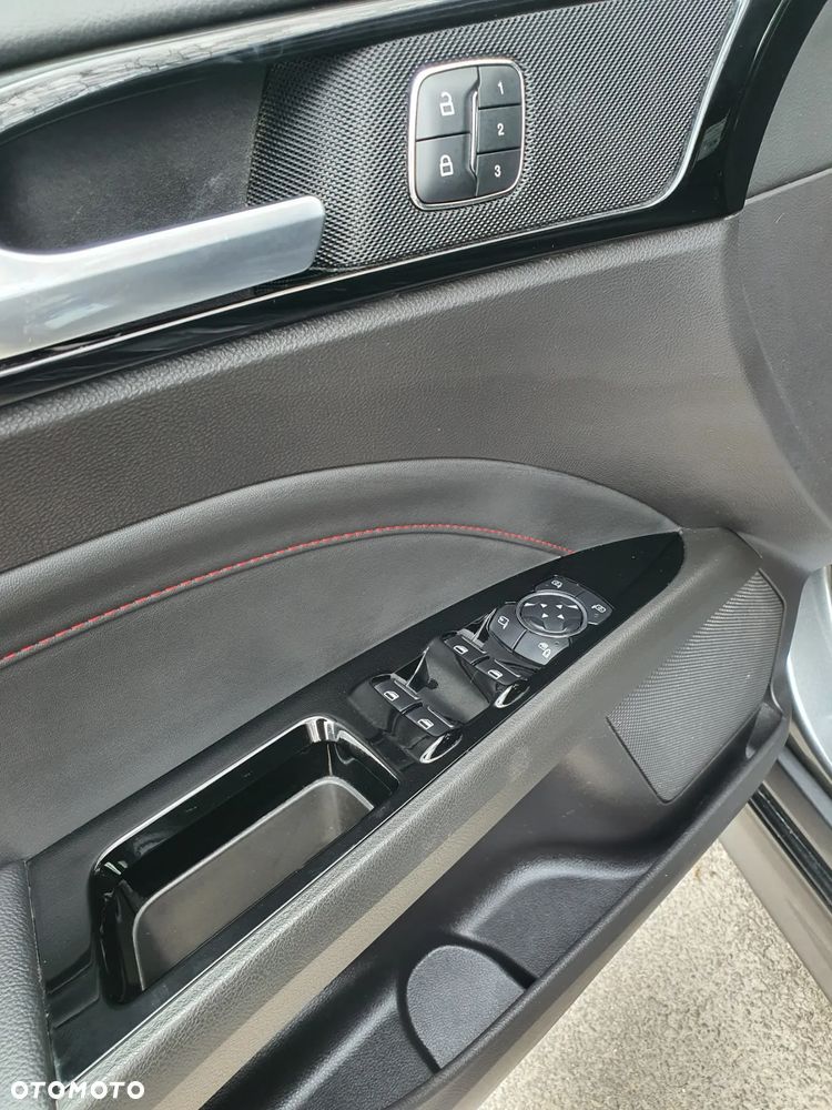 Ford Mondeo 2.0 EcoBlue ST-Line - 25