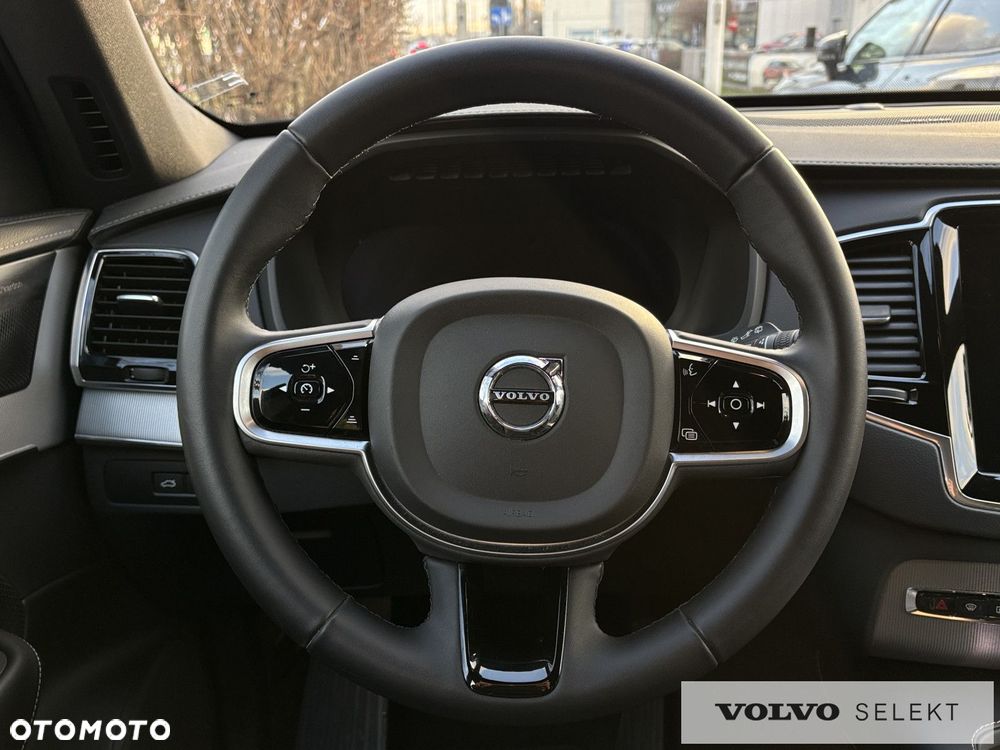 Volvo XC 90 - 13