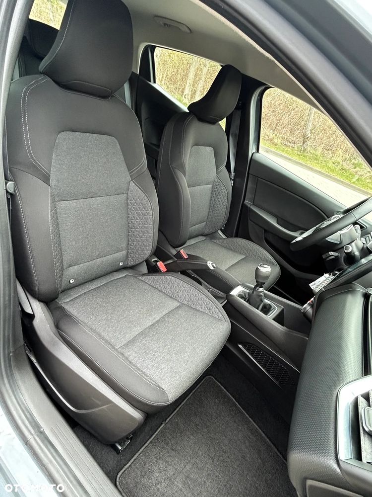 Renault Clio TCe 100 INTENS - 9