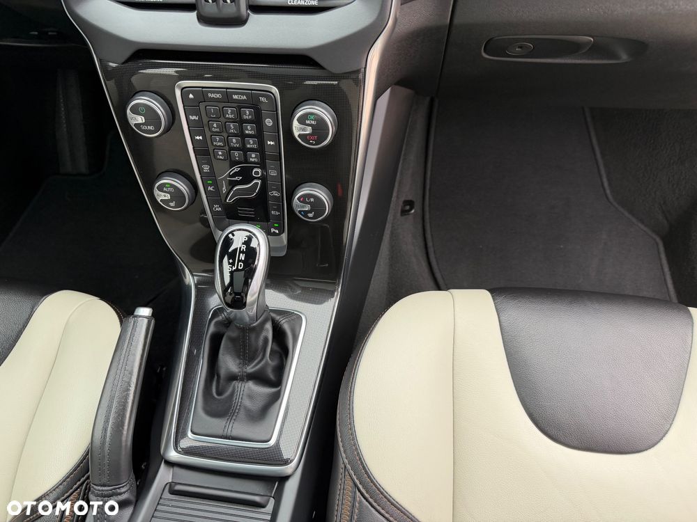 Volvo V40 Cross Country D4 Geartronic Summum - 12