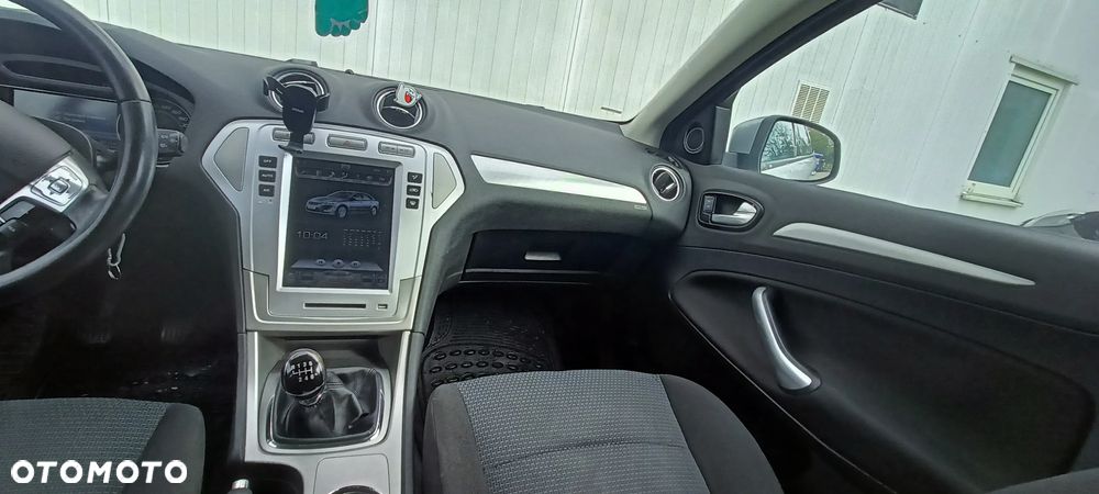 Ford Mondeo 2.0 TDCi Titanium - 11