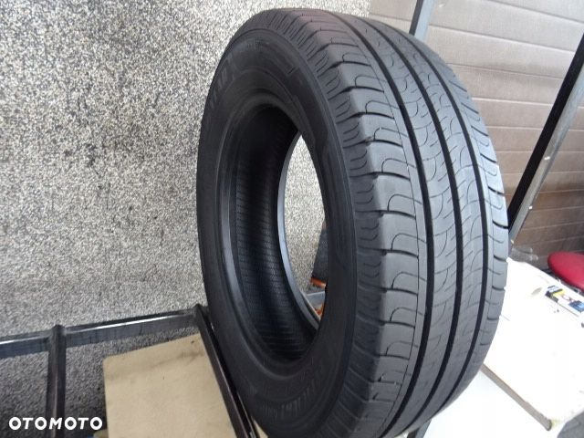 205/65/R16C 107/105T Goodyear Efficient Grip Cargo - 2
