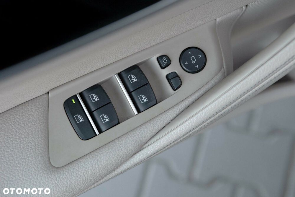 BMW Seria 5 - 18