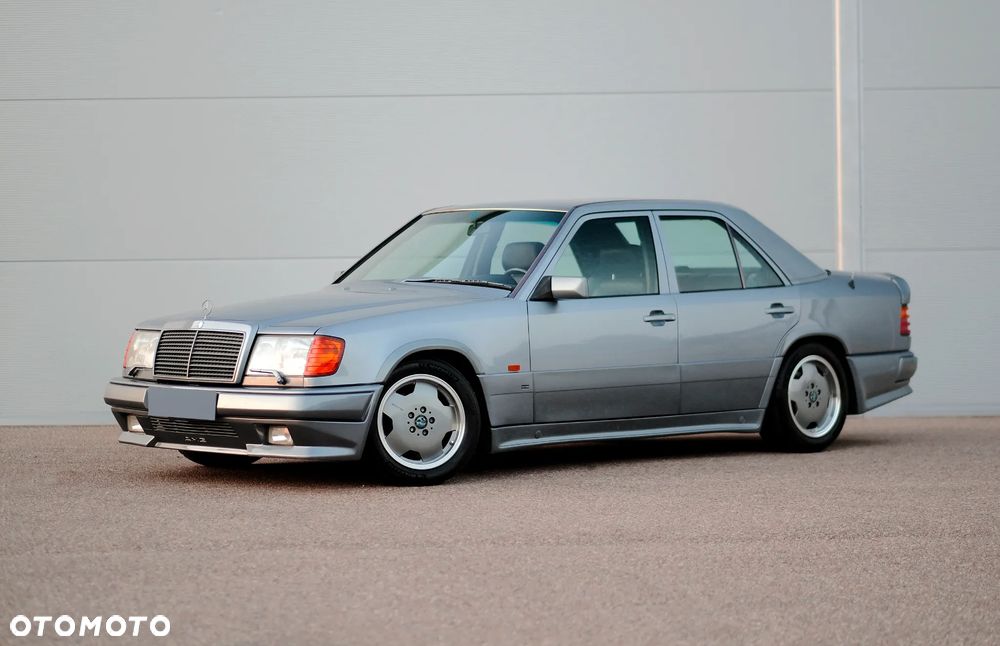 Mercedes-Benz Klasa E - 2