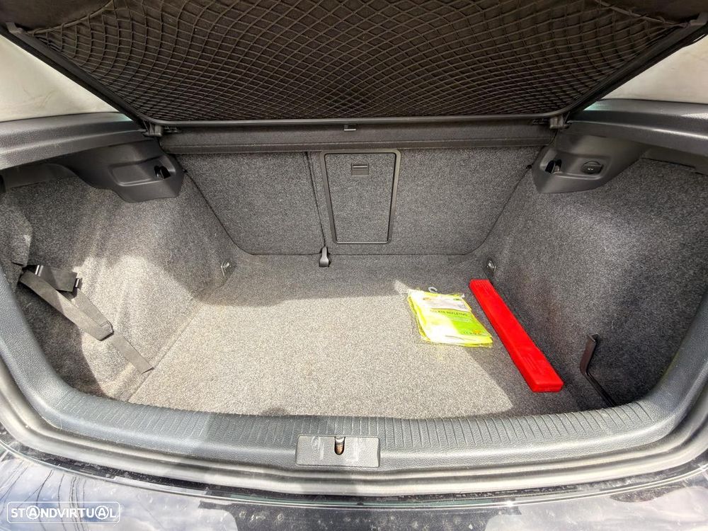 VW Golf 2.0 TDi GT Sport - 12