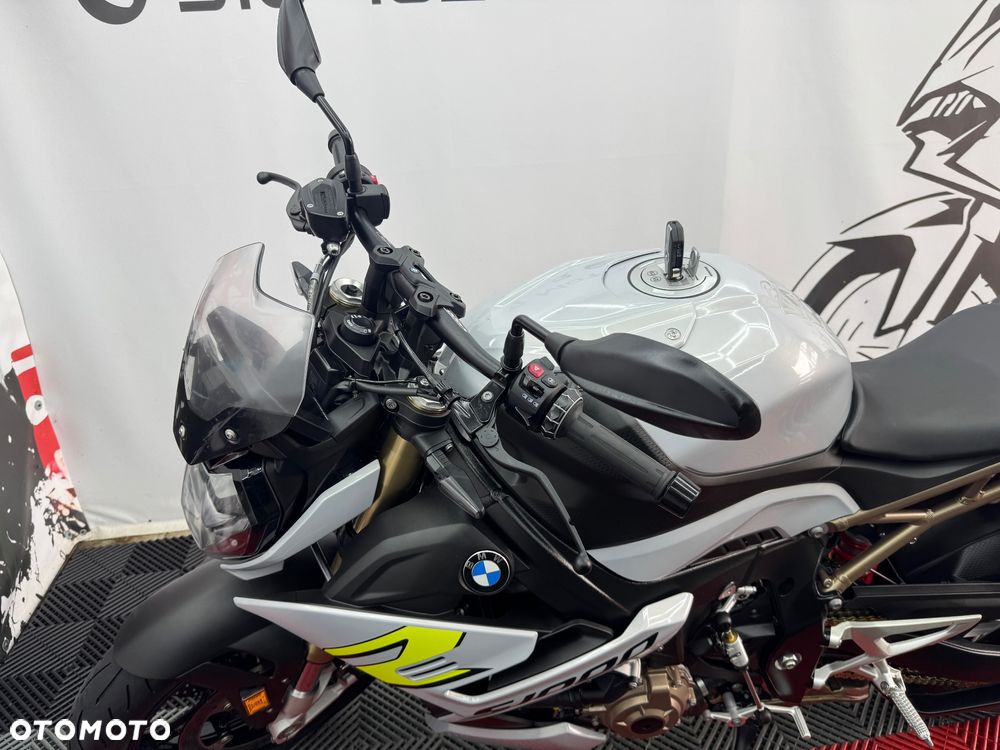 BMW R - 10