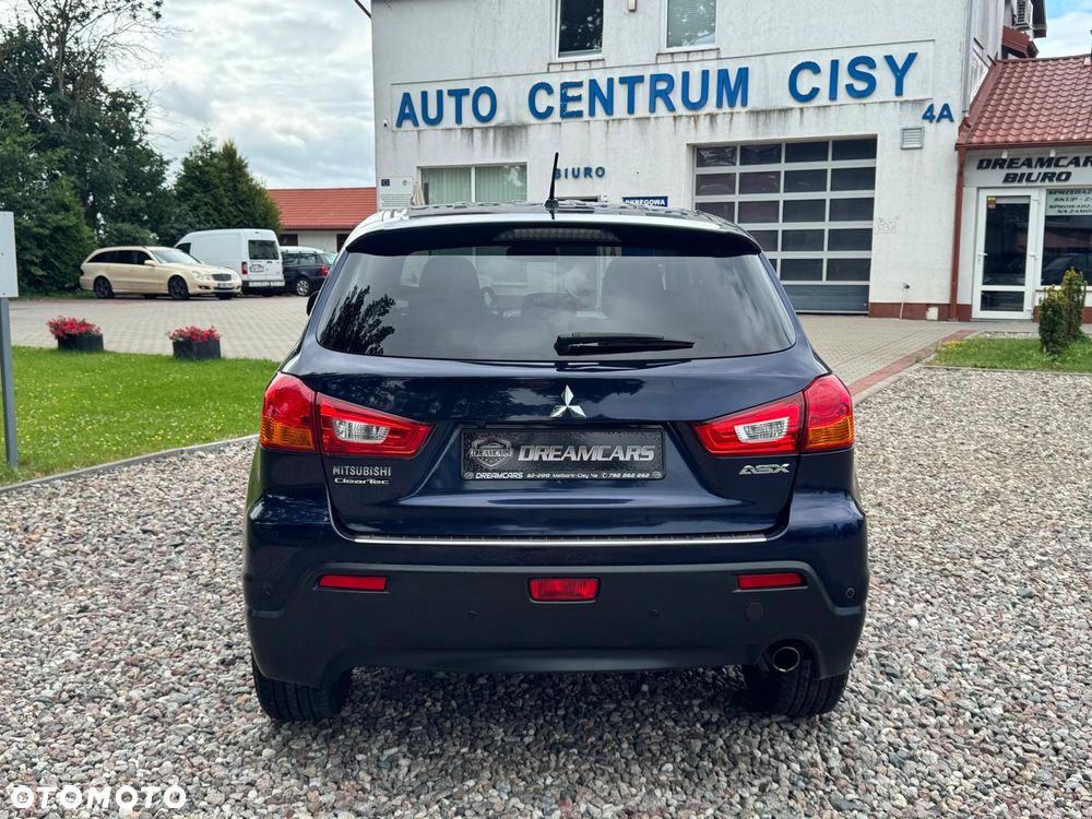 Mitsubishi ASX - 9