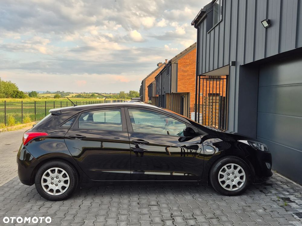 Hyundai i30 1.4 Comfort - 23