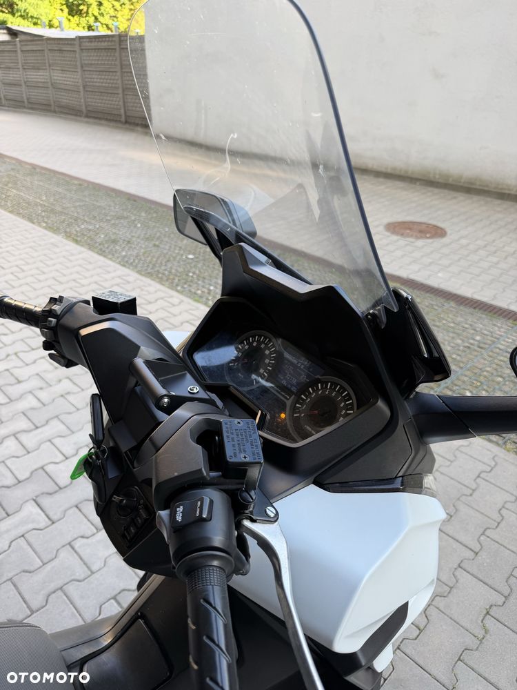 Honda NSS - 11