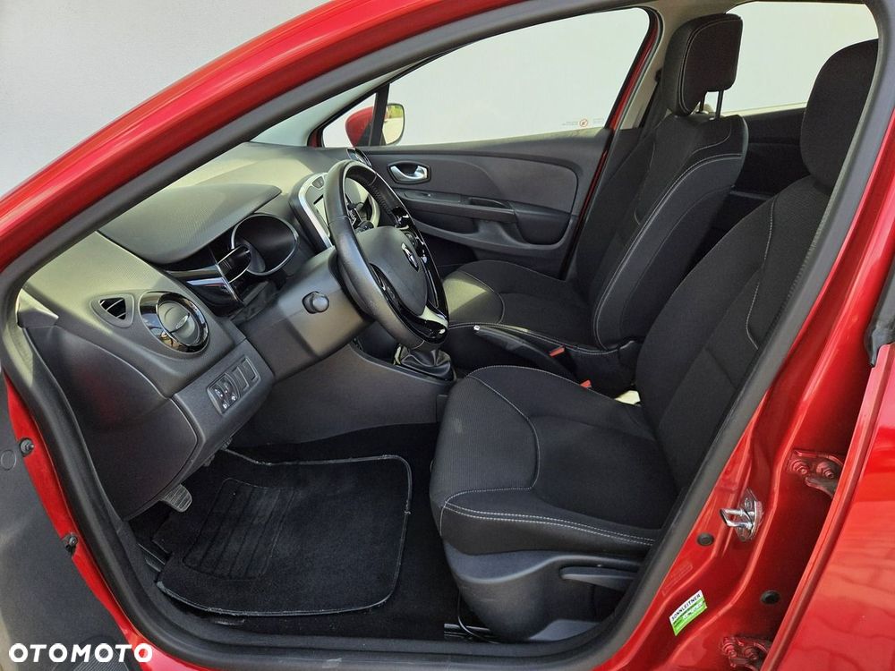 Renault Clio - 8