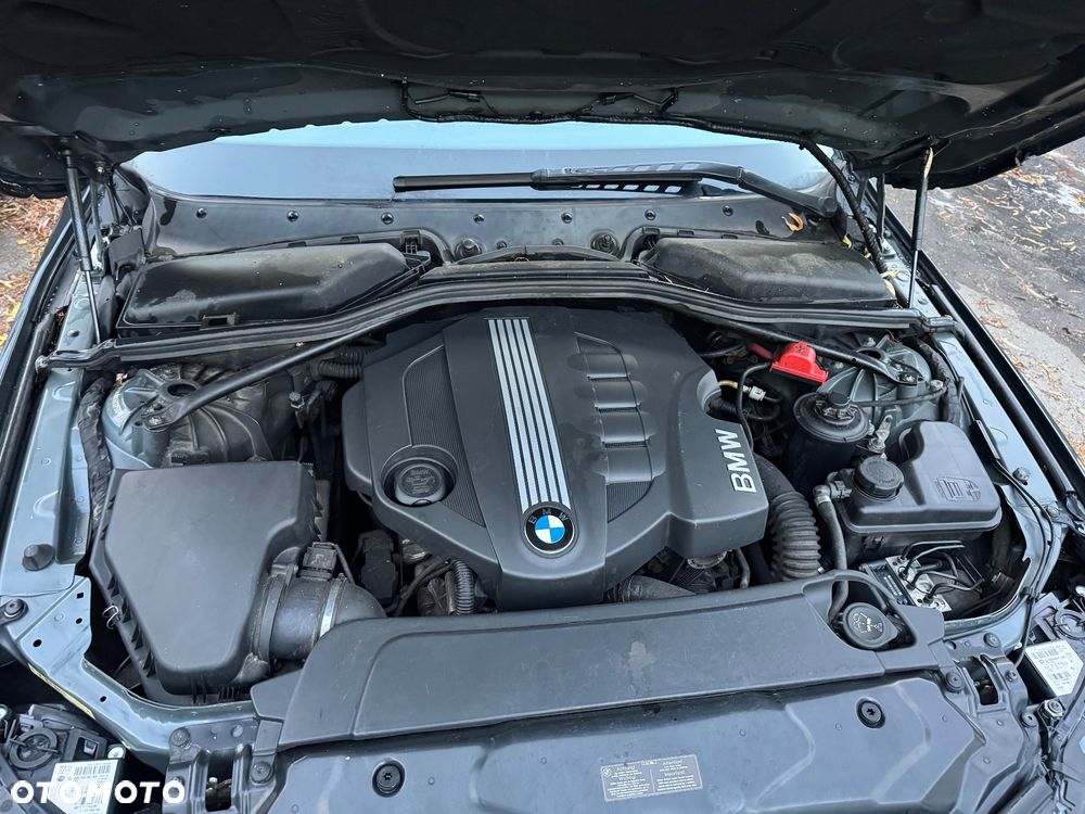 BMW Seria 5 520d Edition Exclusive - 27