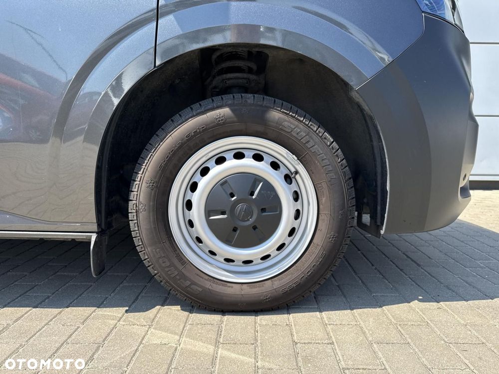 Volkswagen Transporter - 18