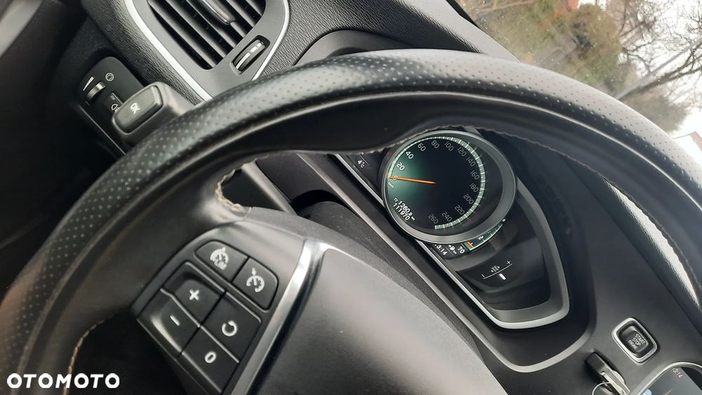 Volvo V40 D2 RDesign - 26