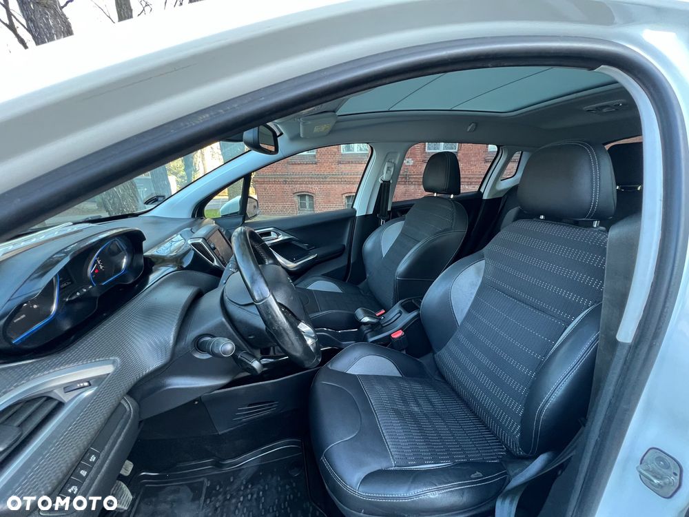 Peugeot 2008 1.6 BlueHDi Allure - 7