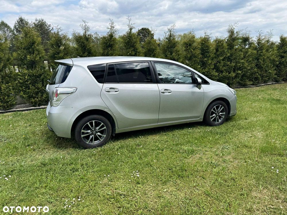 Toyota Verso 1.6 D-4D Premium 7os - 13