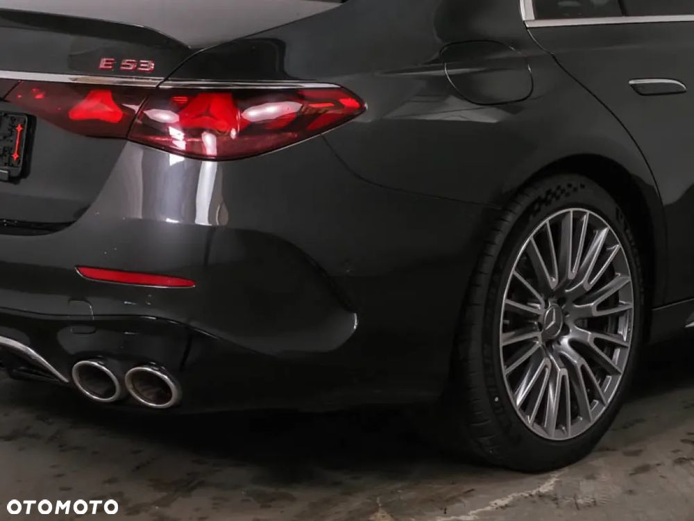 Mercedes-Benz Klasa E AMG 53 4Matic+ AMG SPEEDSHIFT TCT 9G - 6