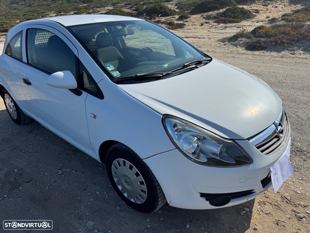 Opel Corsa 1.3 CDTi Enjoy EcoFLEX - 3