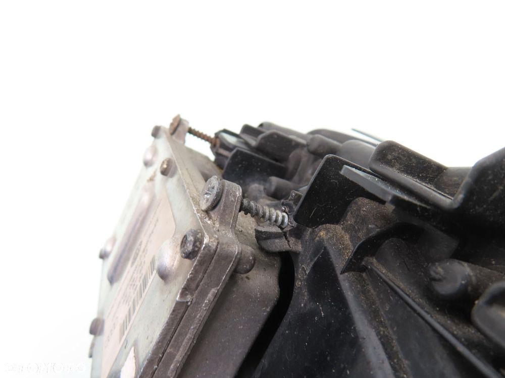 LAMPA LEWA PRZEDNIA AUDI A8 D3 15811700 4E0907813 5DV00829000 - 6