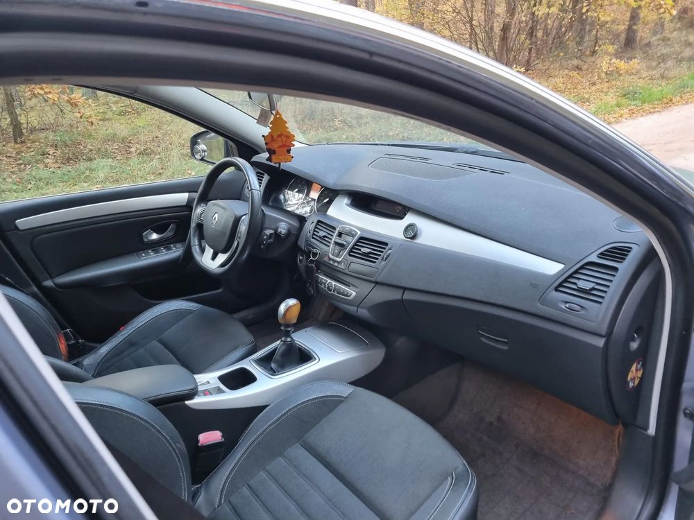 Renault Laguna 2009 photo 5