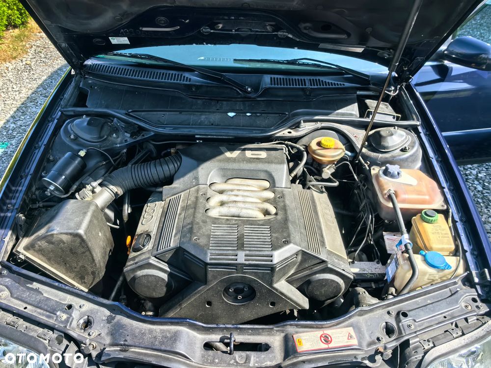 Audi A6 Limousine 2.6 E - 12