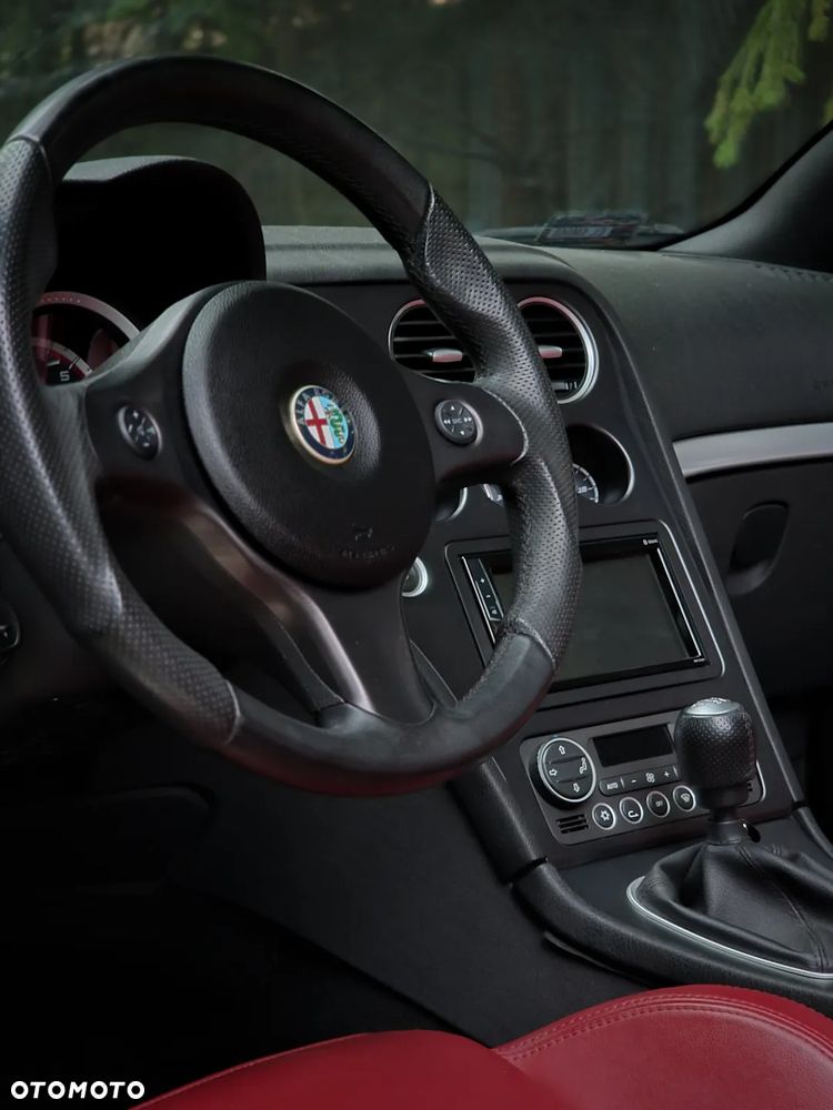 Alfa Romeo Spider 2.0JTDM - 14