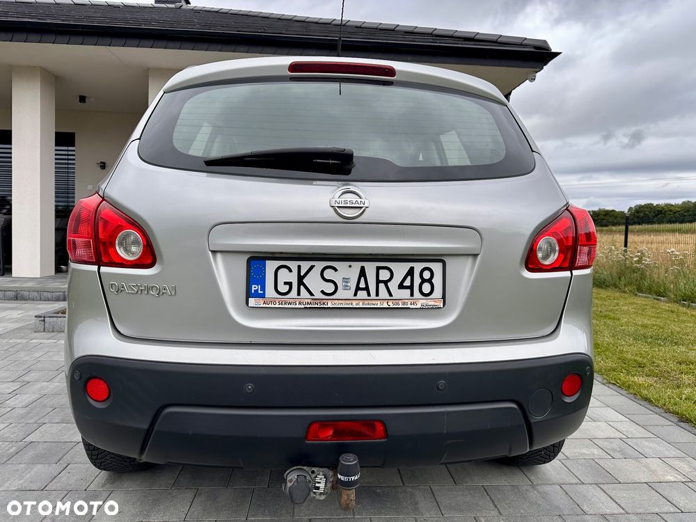 Nissan Qashqai 2.0 4x4 Visia - 4