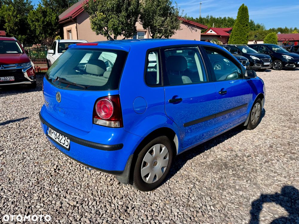 Volkswagen Polo - 2