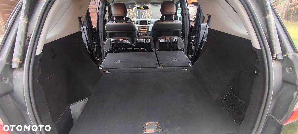 Mercedes-Benz ML - 17