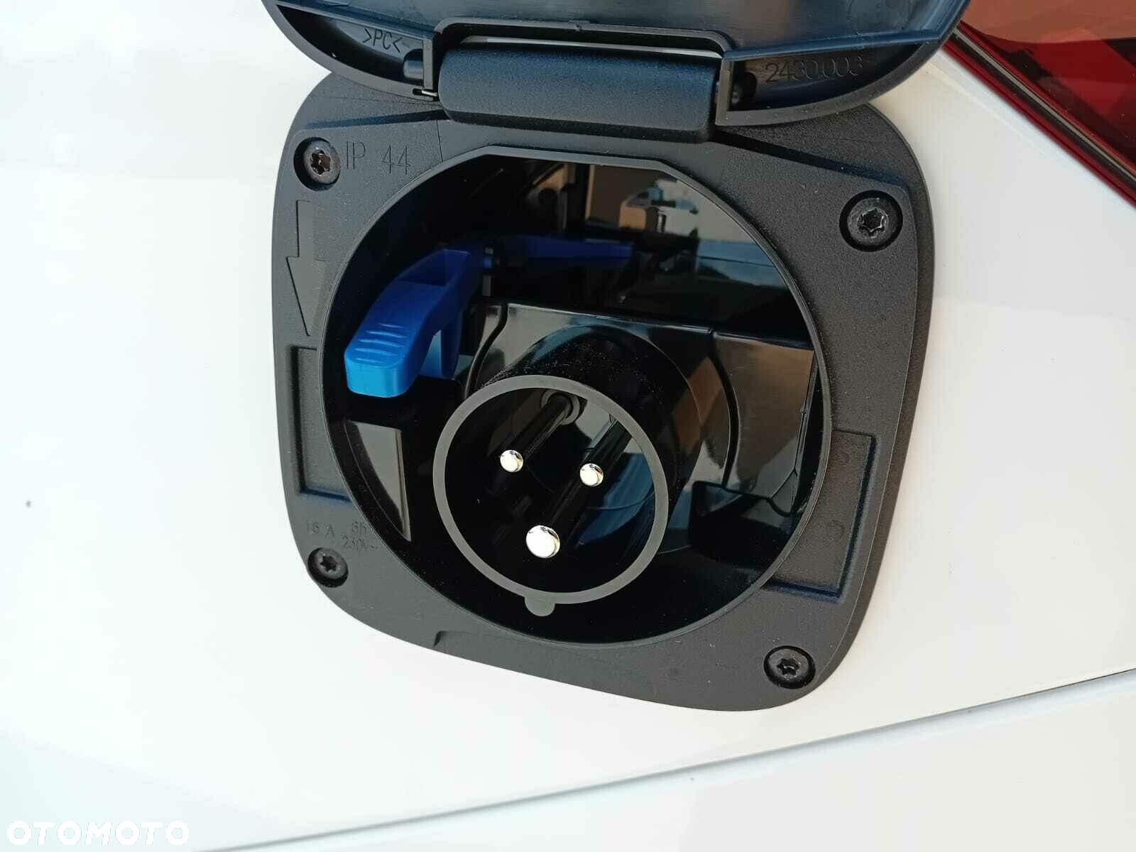 Volkswagen California - 24